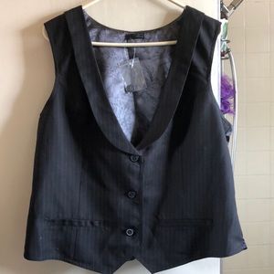 Men’s pinstriped vest